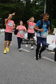 Runner Photo 4303313