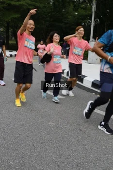 Runner Photo 4303314