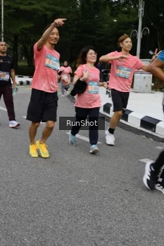 Runner Photo 4303317