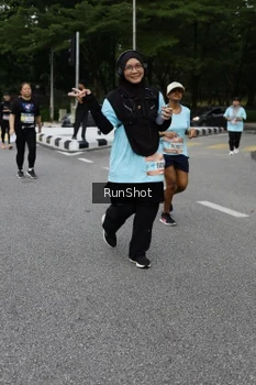 Runner Photo 4303326