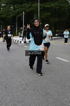 Runner Photo 4303327