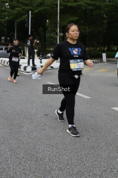 Runner Photo 4303329