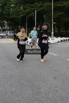 Runner Photo 4303337