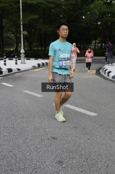 Runner Photo 4303346