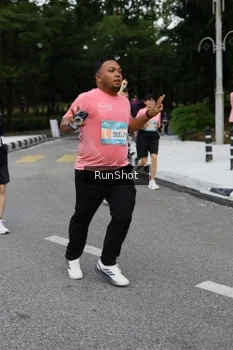 Runner Photo 4303379