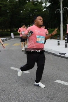 Runner Photo 4303389