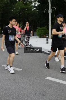 Runner Photo 4303394