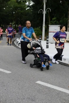Runner Photo 4303424