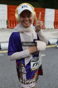 Runner Photo 4303425