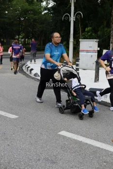 Runner Photo 4303429