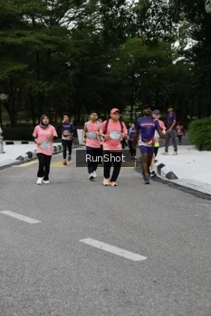 Runner Photo 4303434