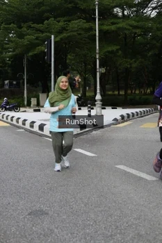 Runner Photo 4303439