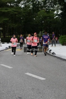Runner Photo 4303445