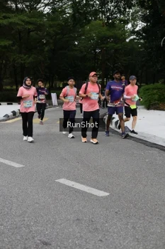 Runner Photo 4303447