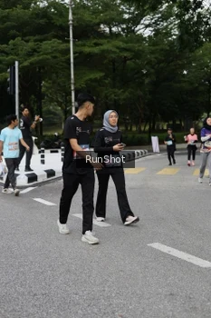 Runner Photo 4303449