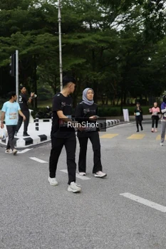 Runner Photo 4303450