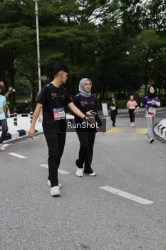 Runner Photo 4303458