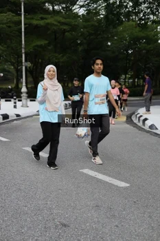 Runner Photo 4303478