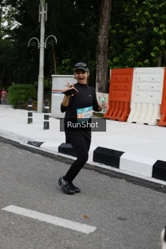 Runner Photo 4303489