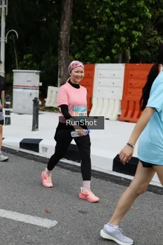 Runner Photo 4303498
