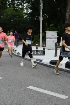 Runner Photo 4303503