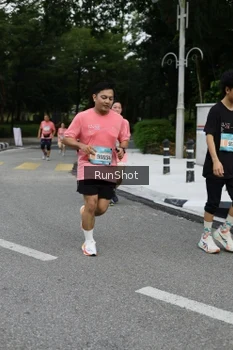 Runner Photo 4303511