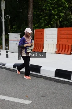 Runner Photo 4303556