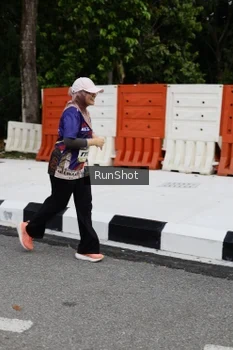 Runner Photo 4303559