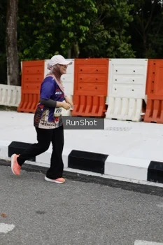 Runner Photo 4303561