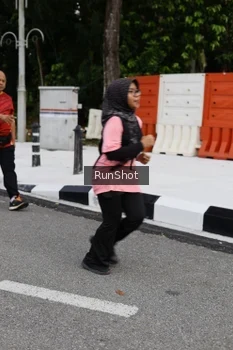 Runner Photo 4303581