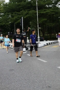 Runner Photo 4303605