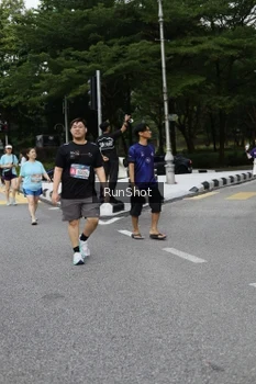 Runner Photo 4303607