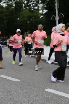 Runner Photo 4303616