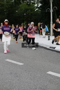 Runner Photo 4303630
