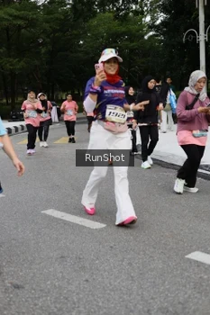 Runner Photo 4303635