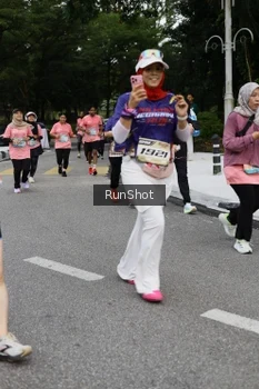 Runner Photo 4303644