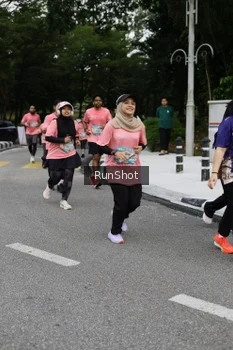 Runner Photo 4303652