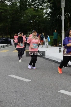 Runner Photo 4303657