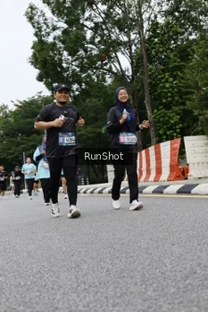Runner Photo 4303661