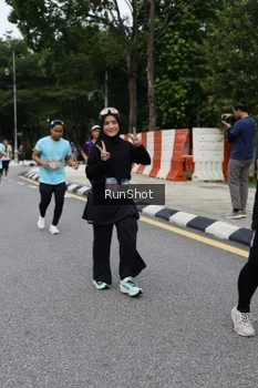 Runner Photo 4303687