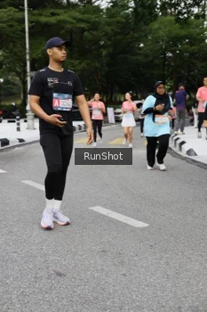 Runner Photo 4303690