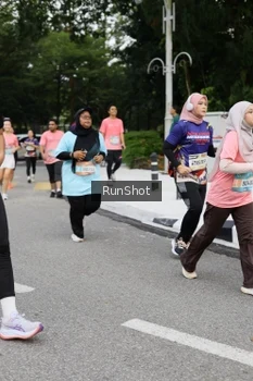 Runner Photo 4303695