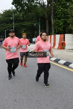 Runner Photo 4303698