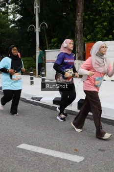 Runner Photo 4303700