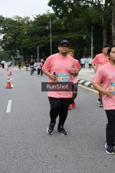 Runner Photo 4303702