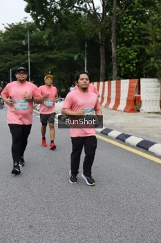 Runner Photo 4303710
