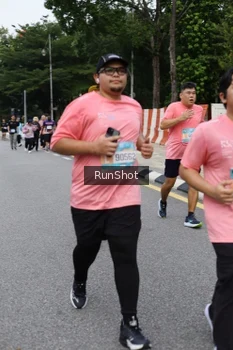 Runner Photo 4303711