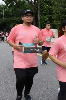 Runner Photo 4303714