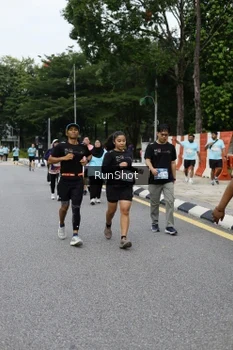 Runner Photo 4303727