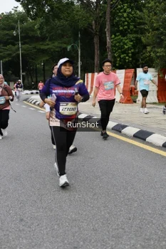 Runner Photo 4303745
